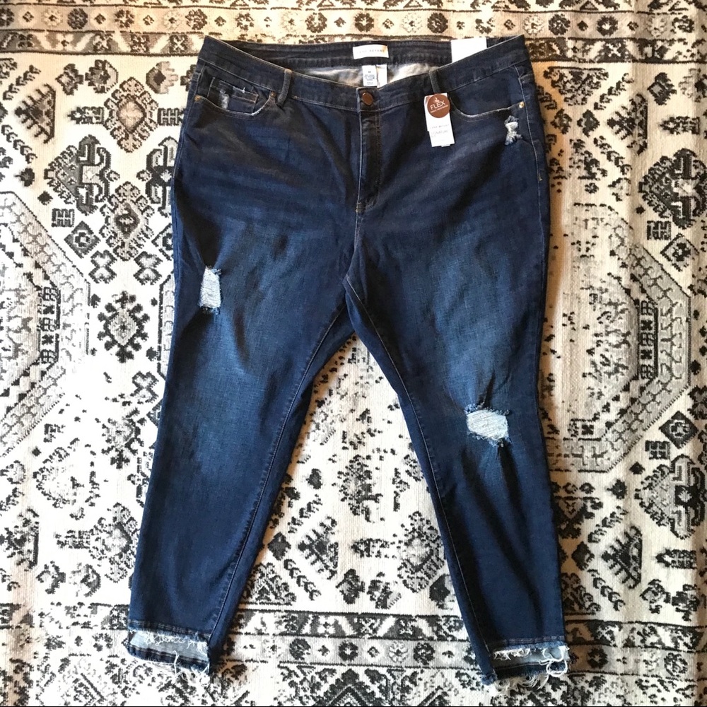 Lane Bryant Signature Fit Skinny Jean